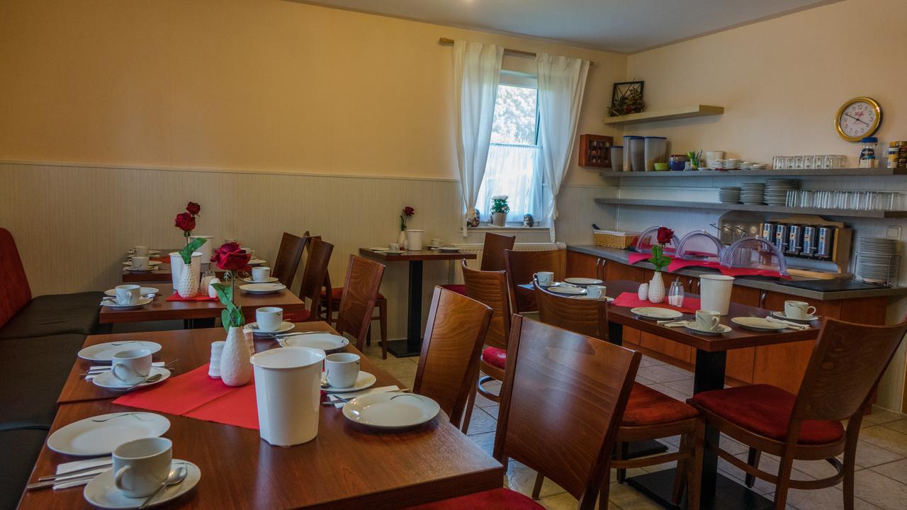 Pension Elmenhorst Elmenhorst/Lichtenhagen ภายนอก รูปภาพ
