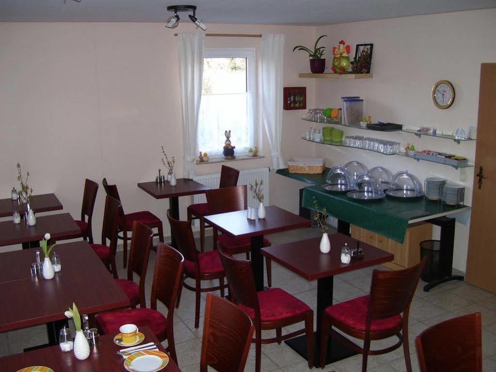 Pension Elmenhorst Elmenhorst/Lichtenhagen ภายนอก รูปภาพ